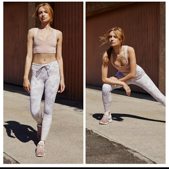 Free People Pants - FREE PEOPLE MOVEMENT LEGGINGS